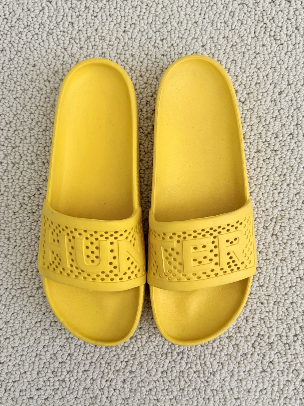 Hunter Yellow Moulded Slides